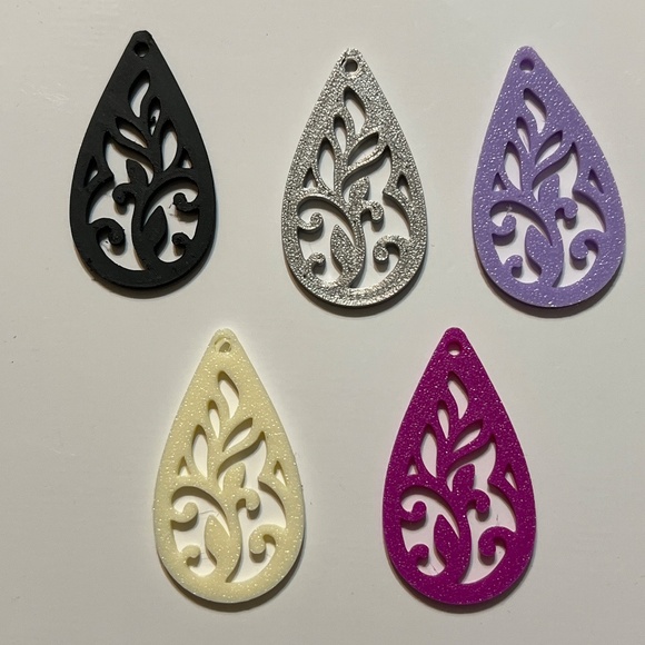 Elegant Shield 3D Printed Teardrop Earrings .925 - Picture 4 of 4